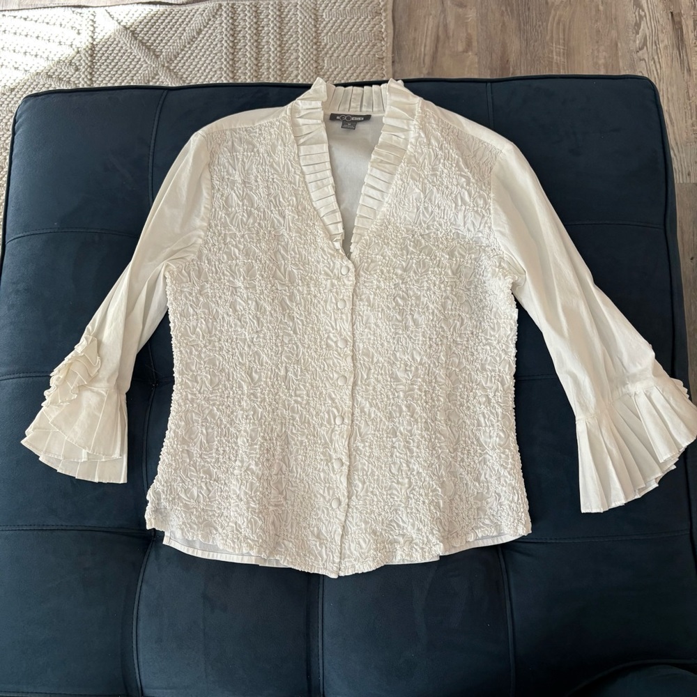 Go‎ By Go Silk Textured  Button Up Blouse Size medium